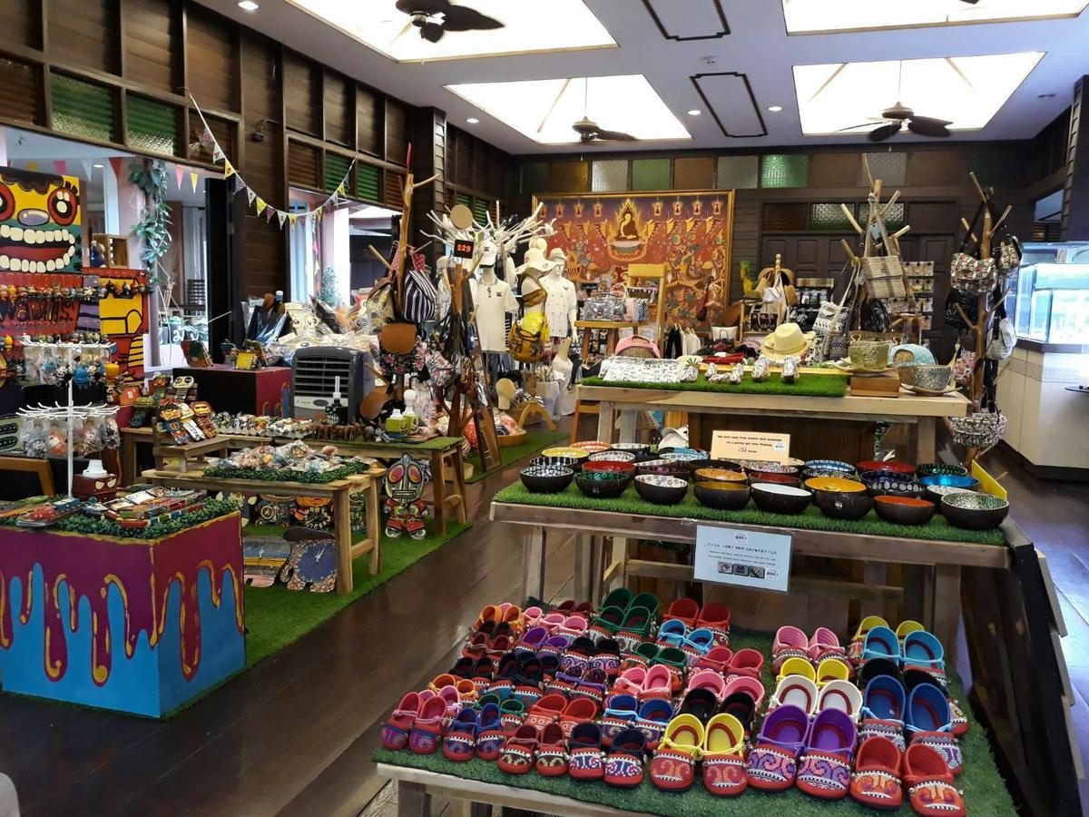 安帕瓦斯里楚差布利度假村 外观 照片